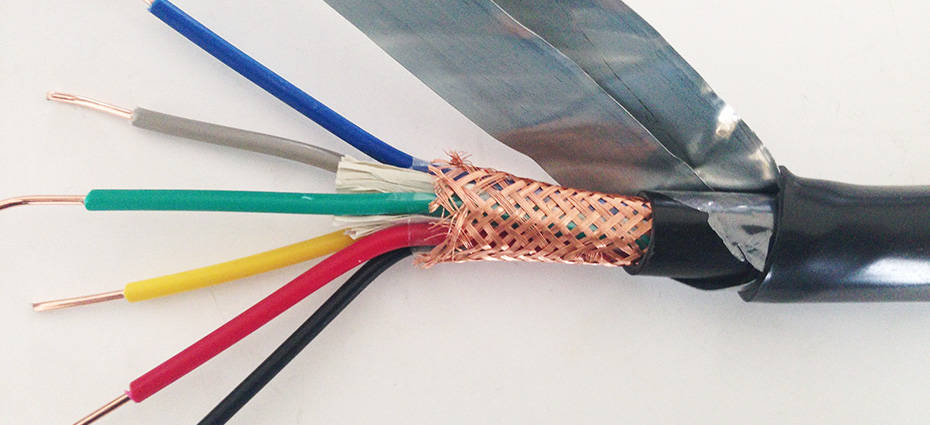 Расшифровка невидимого экрана среди электромагнитных помех полное1 (1)